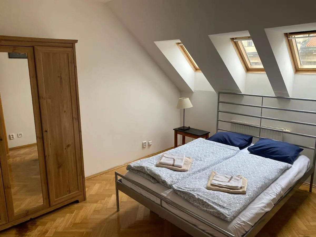 Beautiful Apartment Near Florenc Area Of Prague 0*,